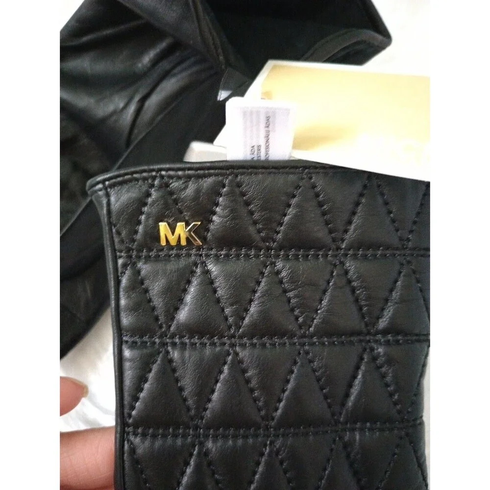 Women's NWT Michael Kors Black Quilted Leather Casual Gloves